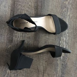 Black Heels Like-New!